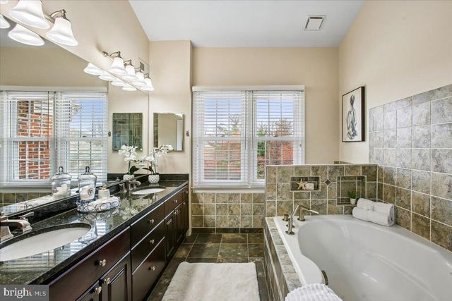 6405 LITTLE POTTERS LN, Alexandria, VA 22310