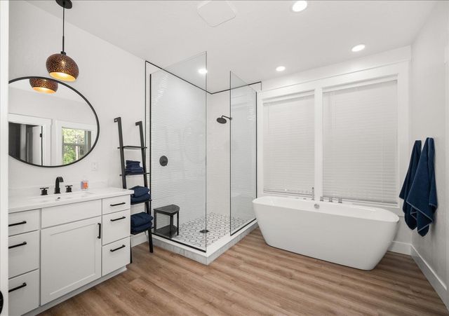 9597 N Peaceful Pine Ln, Spokane, WA 99224