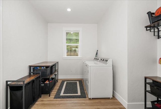 9597 N Peaceful Pine Ln, Spokane, WA 99224