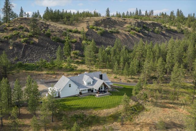 9597 N Peaceful Pine Ln, Spokane, WA 99224