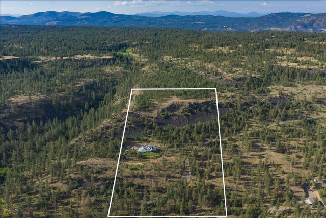9597 N Peaceful Pine Ln, Spokane, WA 99224