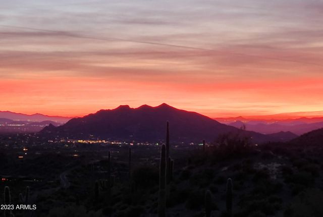 9278 E LIMOUSIN Drive 15B, Scottsdale, AZ 85262