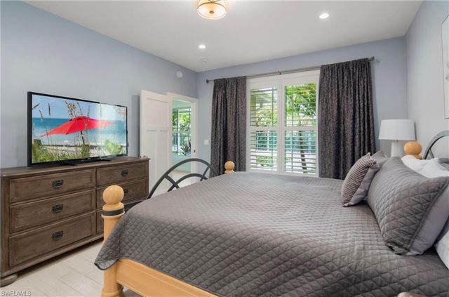 920 E Inlet DR, Marco Island, FL 34145