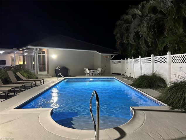 920 E Inlet DR, Marco Island, FL 34145
