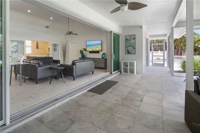 920 E Inlet DR, Marco Island, FL 34145