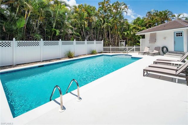 920 E Inlet DR, Marco Island, FL 34145
