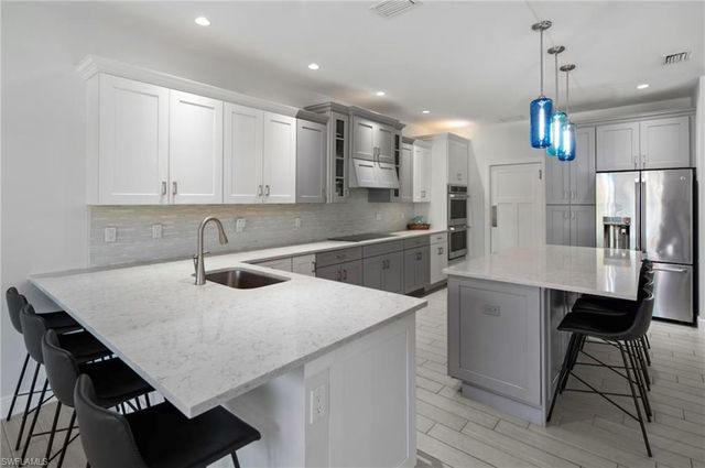 920 E Inlet DR, Marco Island, FL 34145