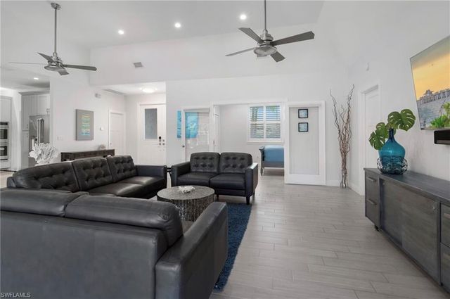 920 E Inlet DR, Marco Island, FL 34145