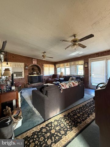 8715 OLD HARFORD RD, Baltimore, MD 21234