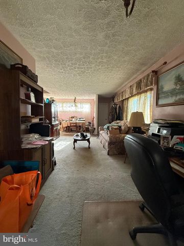 8715 OLD HARFORD RD, Baltimore, MD 21234