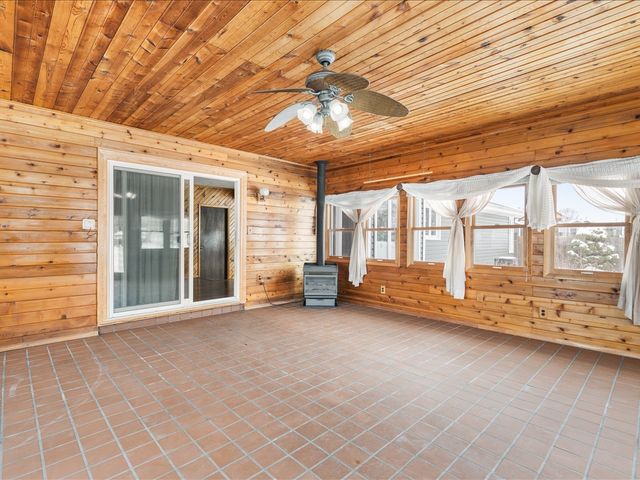 590 Brentwood Road, Machesney Park, IL 61115