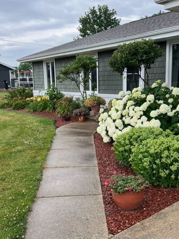 590 Brentwood Road, Machesney Park, IL 61115