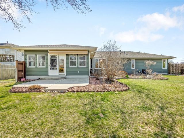 590 Brentwood Road, Machesney Park, IL 61115