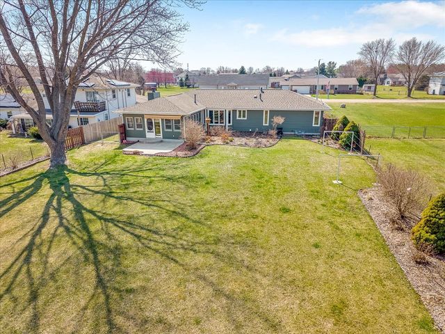 590 Brentwood Road, Machesney Park, IL 61115