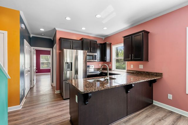 228 Hadleys Bend Blvd, Old Hickory, TN 37138