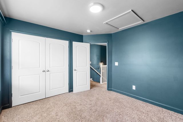 228 Hadleys Bend Blvd, Old Hickory, TN 37138