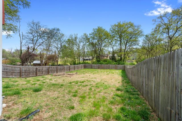228 Hadleys Bend Blvd, Old Hickory, TN 37138