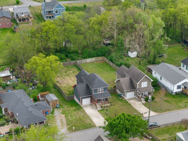 228 Hadleys Bend Blvd, Old Hickory, TN 37138