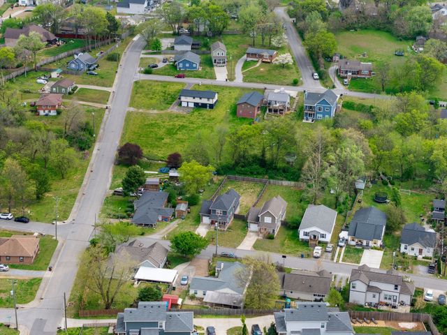 228 Hadleys Bend Blvd, Old Hickory, TN 37138
