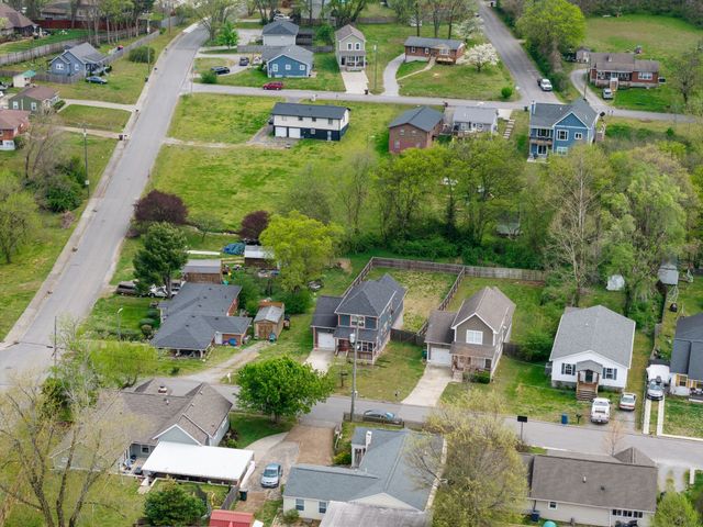 228 Hadleys Bend Blvd, Old Hickory, TN 37138