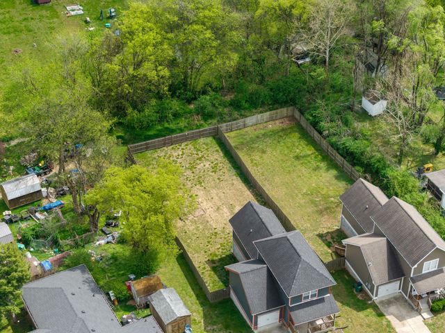 228 Hadleys Bend Blvd, Old Hickory, TN 37138