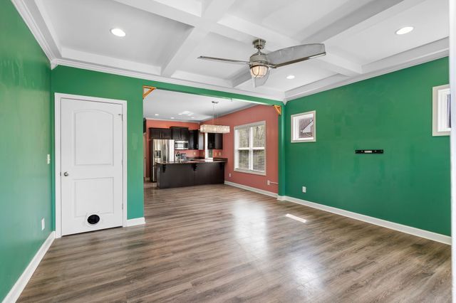 228 Hadleys Bend Blvd, Old Hickory, TN 37138