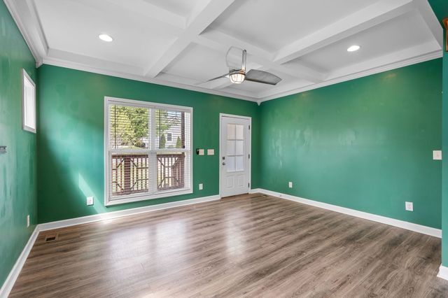 228 Hadleys Bend Blvd, Old Hickory, TN 37138