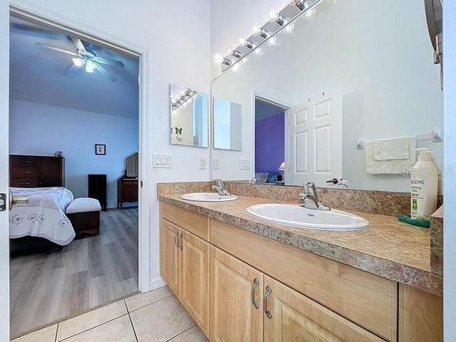 2105 14TH STREET W, Palmetto, FL 34221