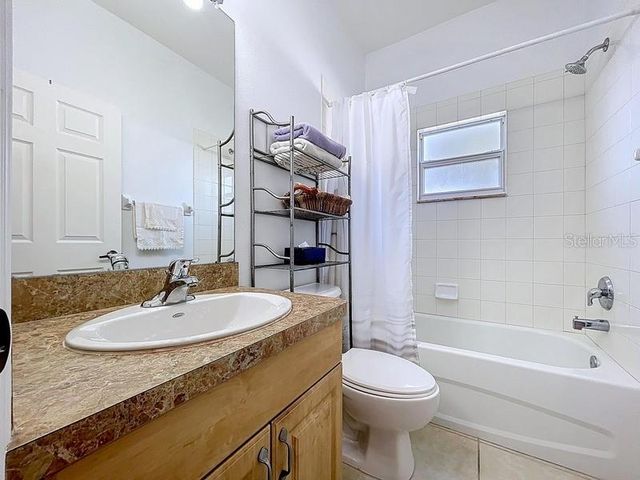 2105 14TH STREET W, Palmetto, FL 34221