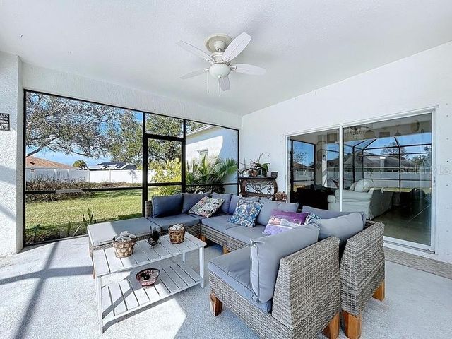 2105 14TH STREET W, Palmetto, FL 34221