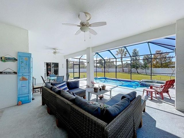 2105 14TH STREET W, Palmetto, FL 34221