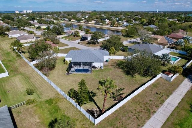 2105 14TH STREET W, Palmetto, FL 34221