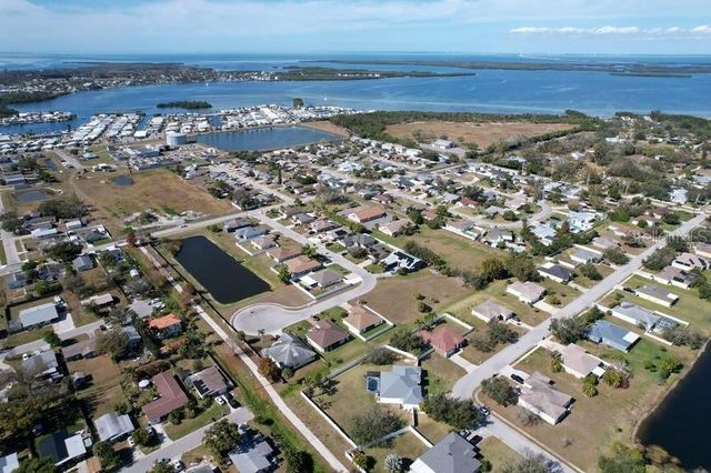 2105 14TH STREET W, Palmetto, FL 34221