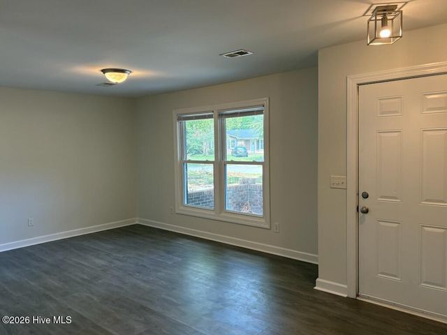 1234 Kenningston Street, Wilmington, NC 28405