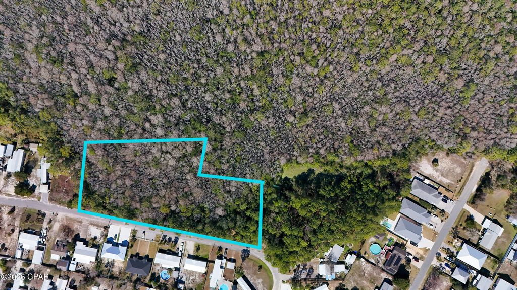 Image 4 of property listing at 641 Malaga Place, Panama City Beach, FL 32413