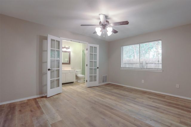 31 Maywind Court, The Woodlands, TX 77381