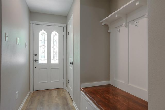 31 Maywind Court, The Woodlands, TX 77381