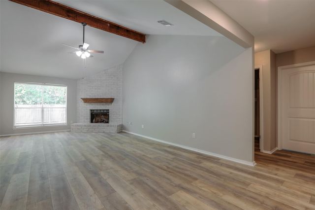 31 Maywind Court, The Woodlands, TX 77381