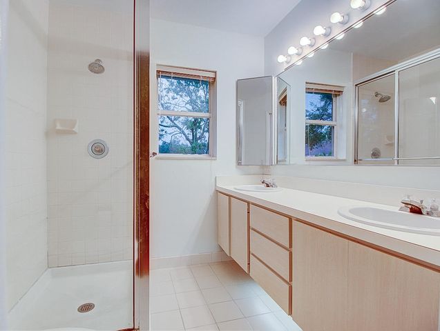 44 Essex Court B, Royal Palm Beach, FL 33411