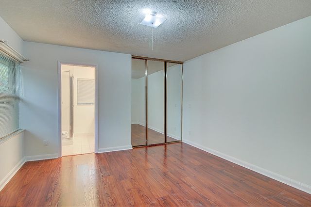 44 Essex Court B, Royal Palm Beach, FL 33411