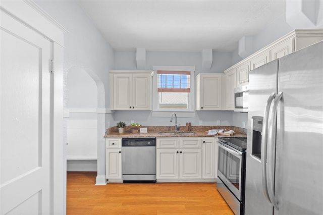 2705 W CORDELIA STREET, Tampa, FL 33607