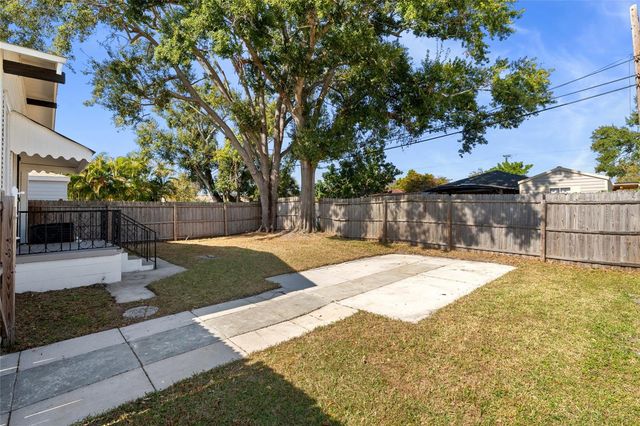 2705 W CORDELIA STREET, Tampa, FL 33607