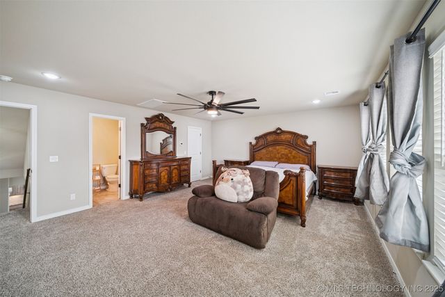 14241 N 68th Avenue E, Collinsville, OK 74021