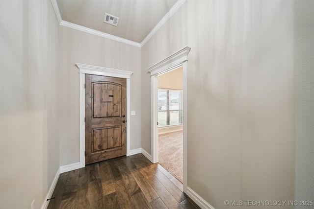 14241 N 68th Avenue E, Collinsville, OK 74021