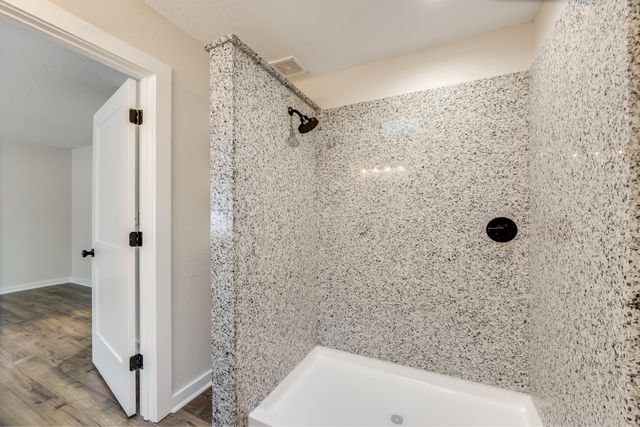 3005 Lillie Street, Crestview, FL 32539