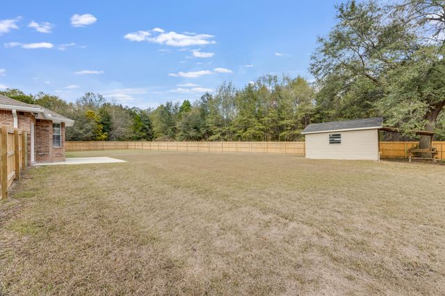 3005 Lillie Street, Crestview, FL 32539