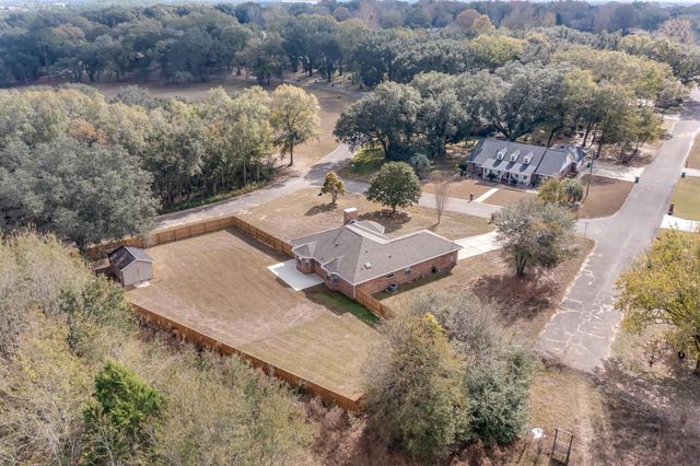 3005 Lillie Street, Crestview, FL 32539