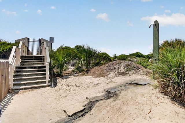 1300 Ocean Boulevard 128, Isle Of Palms, SC 29451