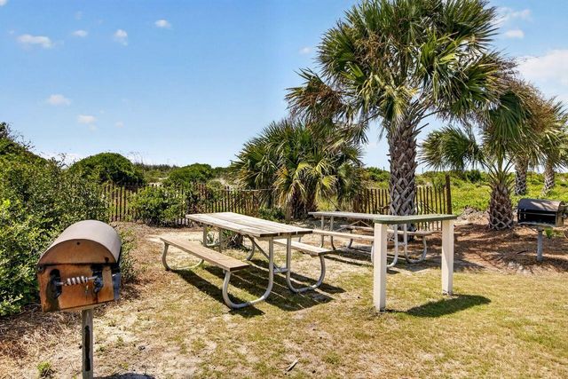 1300 Ocean Boulevard 128, Isle Of Palms, SC 29451