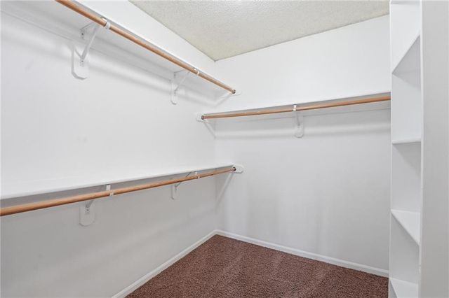 17314 W 161 Street, Olathe, KS 66062